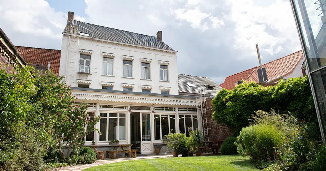 Talbot House, Brujas
