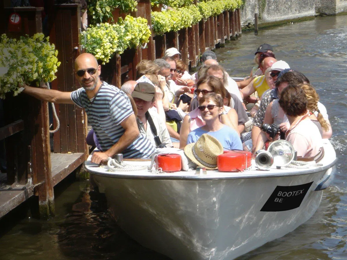 Bootexcursies Gruuthuse (Boottochten Brugge, landing stage 3), Bruges